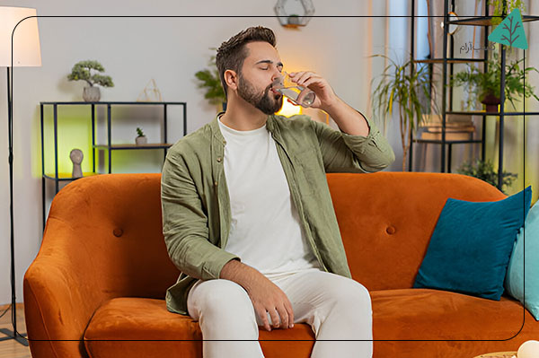 نوشیدن آب به صورت مرتب از عادت های خوب برای موفقیت