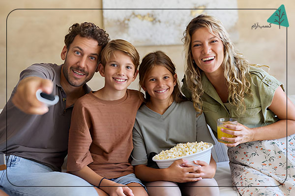 تماشای فیلمهای کمدی یا طنز