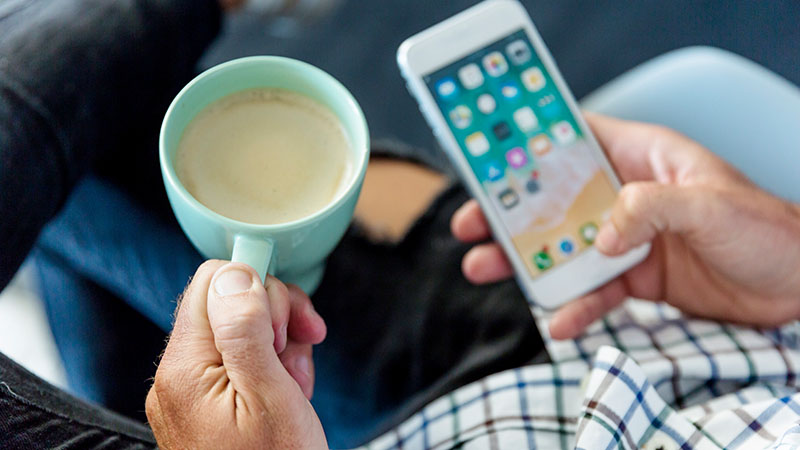 چطور زمان کار با موبایل را نصف کنیم؟